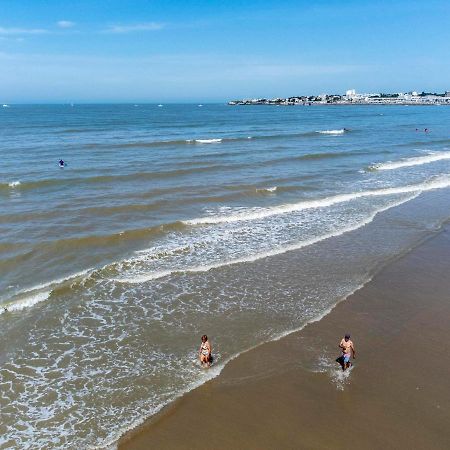 Studio Centre-Ville Royan : Plages Et Commerces A Pied, Balcon, Parking Gratuit - Fr-1-550-7 Екстериор снимка