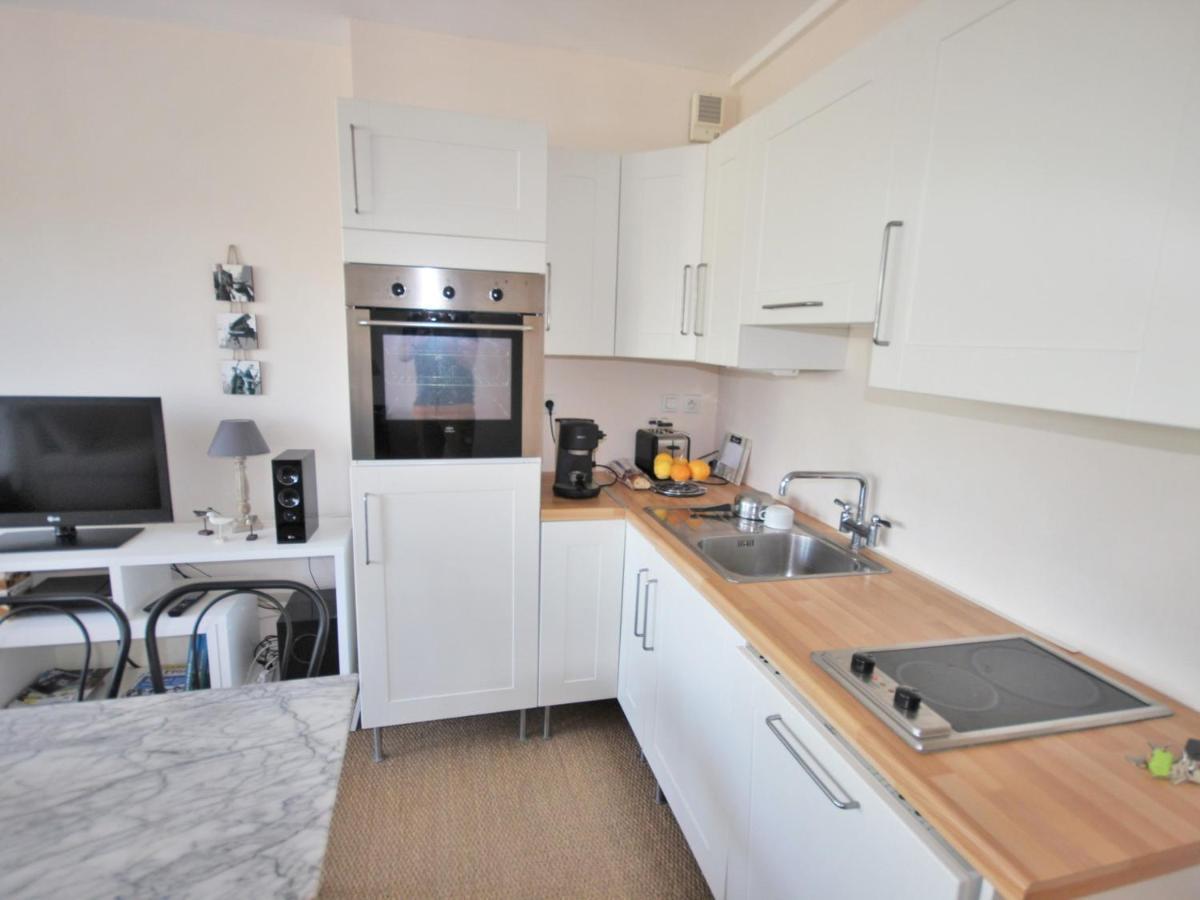 Studio Centre-Ville Royan : Plages Et Commerces A Pied, Balcon, Parking Gratuit - Fr-1-550-7 Екстериор снимка